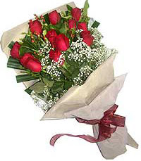 11 adet kirmizi güllerden özel buket  Hediye Çiçek İnternetten çiçek siparişi 