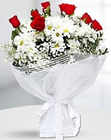 7 kırmızı gül ve papatyalar buketi  Hediye Çiçek online çiçekçi , çiçek siparişi 