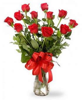  Hediye Çiçek çiçek servisi , çiçekçi adresleri  12 adet kırmızı güllerden vazo tanzimi