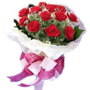  Hediye Çiçek çiçek online çiçek siparişi  11 adet kırmızı güllerden buket modeli