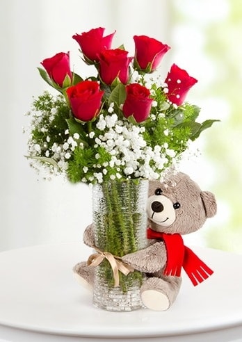Cam vazoda 7 kırmızı gül ve peluş ayı  Hediye Çiçek hediye sevgilime hediye çiçek 